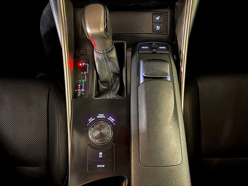 2014 Lexus IS 3rd Gen - Image 15 of 20
