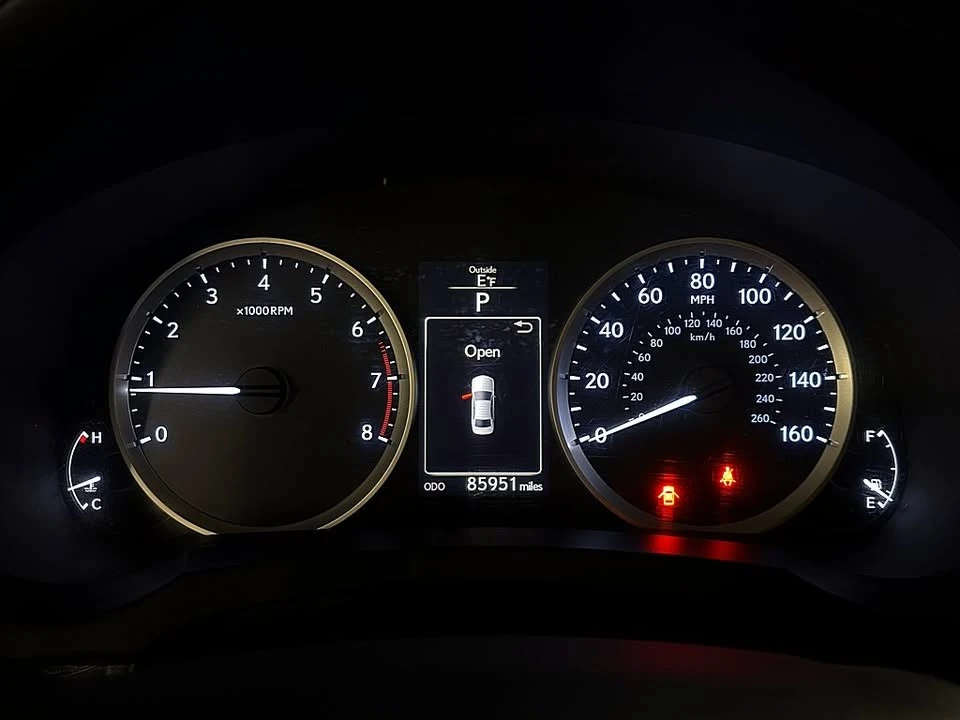 2014 Lexus IS 3rd Gen - Image 13 of 20