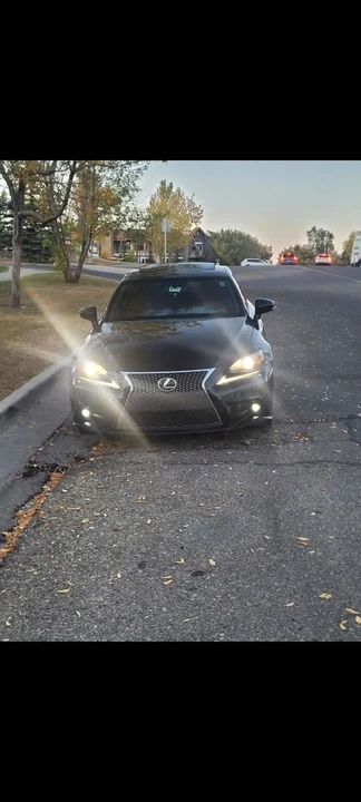 2014 Lexus IS 3rd Gen - Image 8 of 20