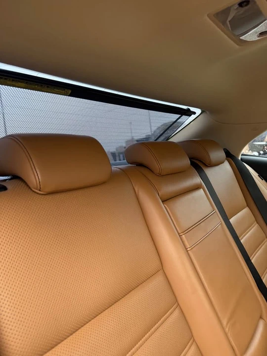 2014 Lexus IS 3rd Gen - Image 6 of 19