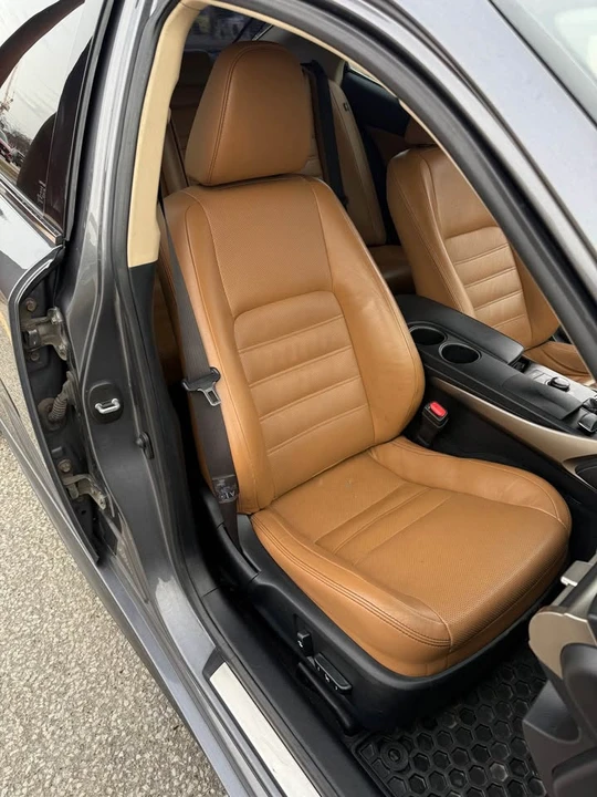 2014 Lexus IS 3rd Gen - Image 10 of 19