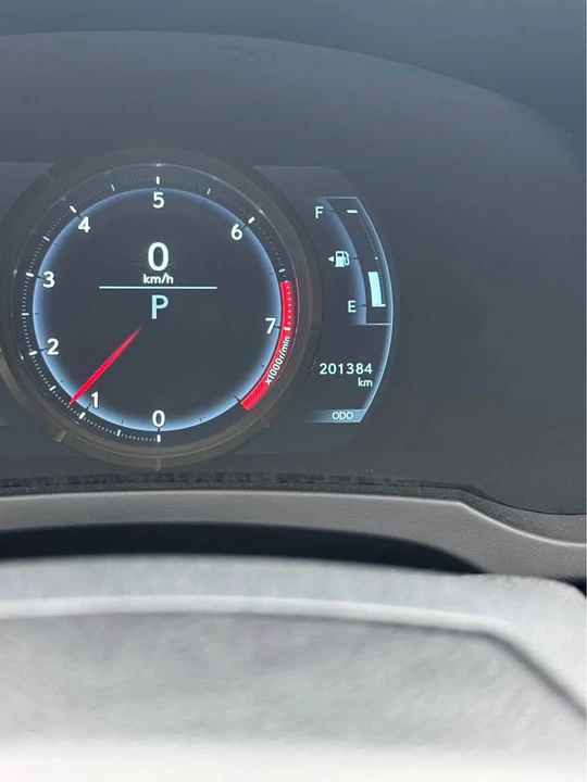 2014 Lexus IS 3rd Gen - Image 4 of 16
