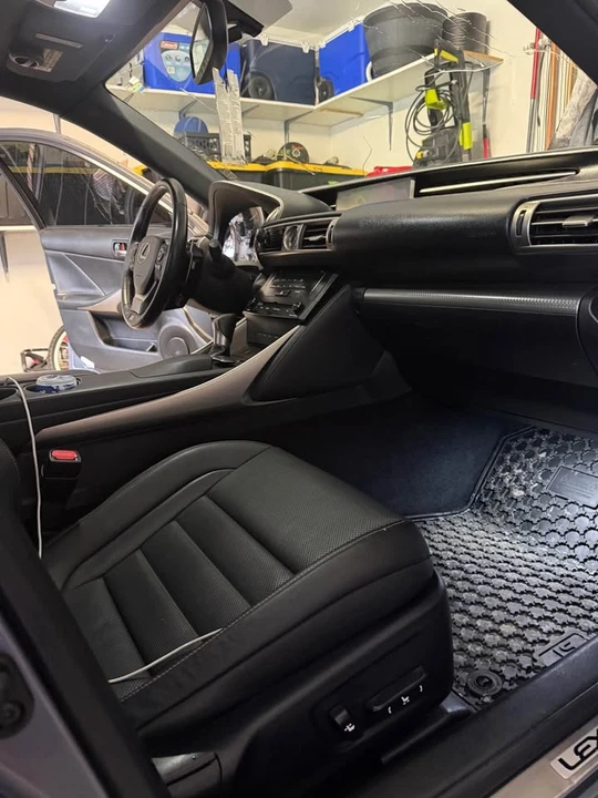 2014 Lexus IS 3rd Gen - Image 7 of 16