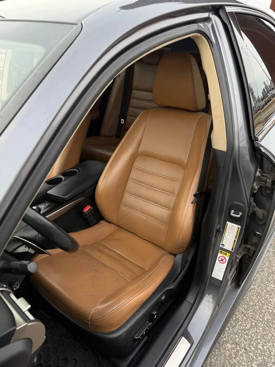 2014 Lexus IS 3rd Gen - Image 8 of 19