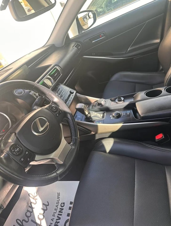 2014 Lexus IS 3rd Gen - Image 4 of 5