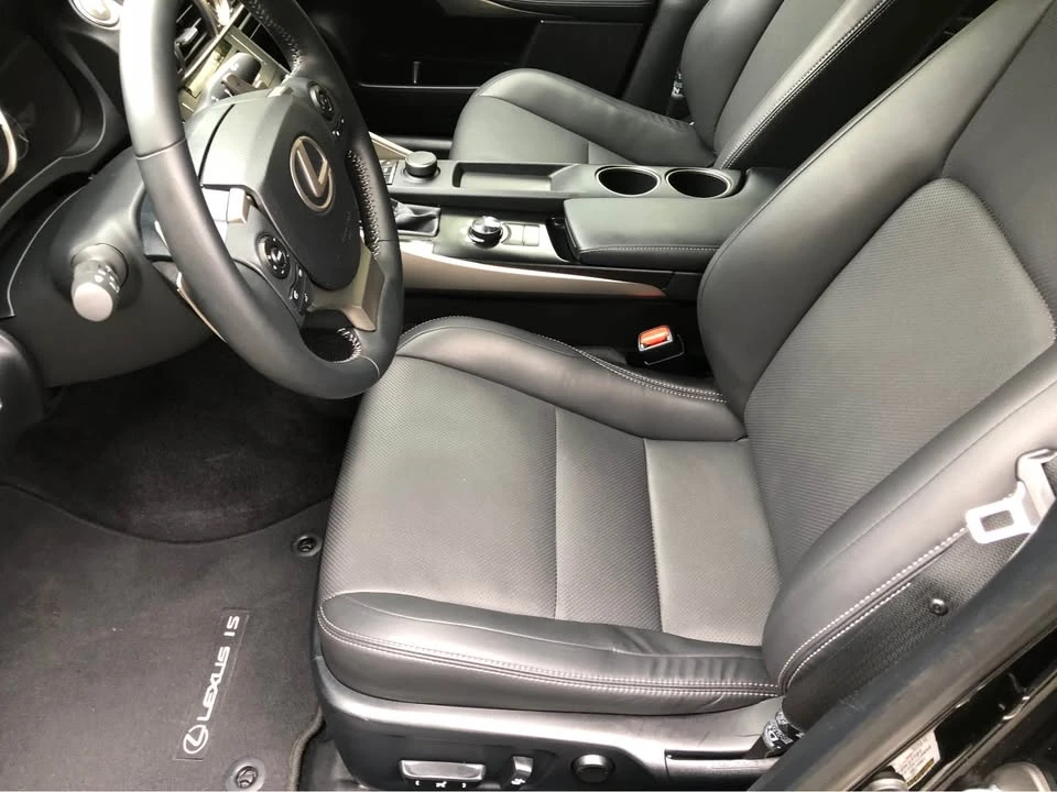 2014 Lexus IS 3rd Gen - Image 7 of 10