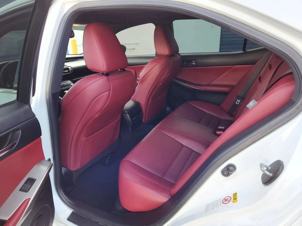 2014 Lexus IS 3rd Gen - Image 16 of 20