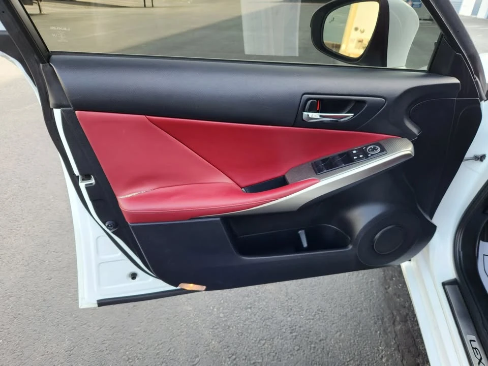 2014 Lexus IS 3rd Gen - Image 7 of 20