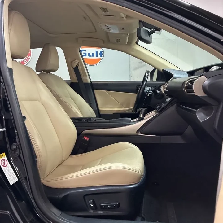 2014 Lexus IS 3rd Gen - Image 16 of 20