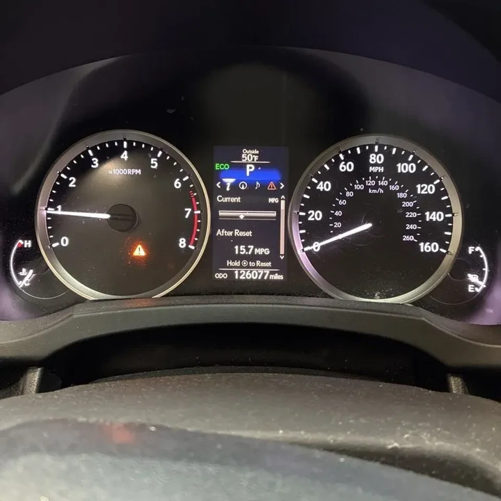 2014 Lexus IS 3rd Gen - Image 15 of 20