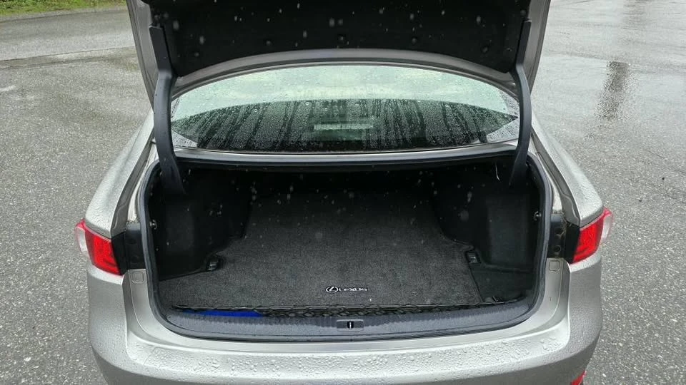 2014 Lexus IS 3rd Gen - Image 4 of 8