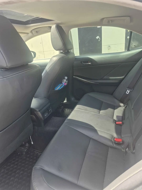 2014 Lexus IS 3rd Gen - Image 6 of 9