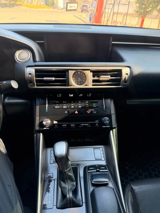 2014 Lexus IS 3rd Gen - Image 14 of 16