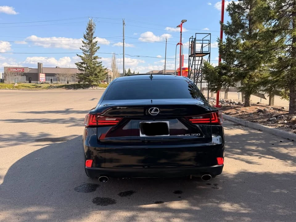 2014 Lexus IS 3rd Gen - Image 8 of 16