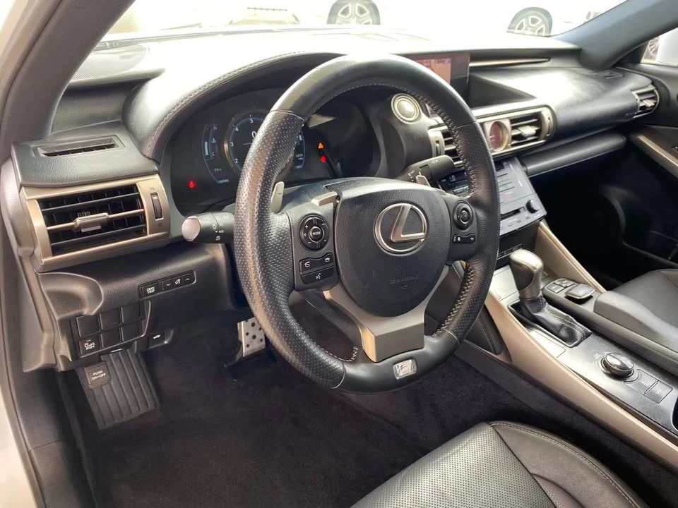 2014 Lexus IS 3rd Gen - Image 11 of 20