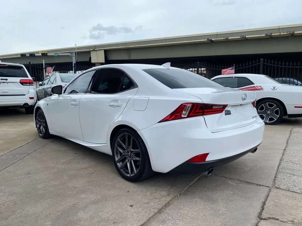2014 Lexus IS 3rd Gen - Image 4 of 20
