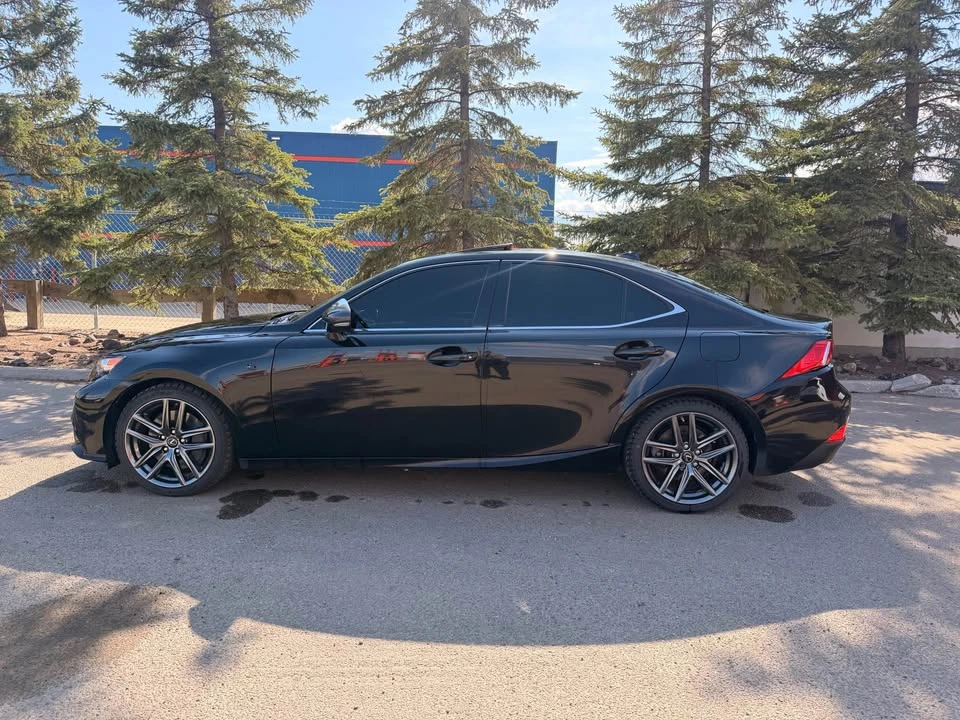 2014 Lexus IS 3rd Gen - Image 10 of 16