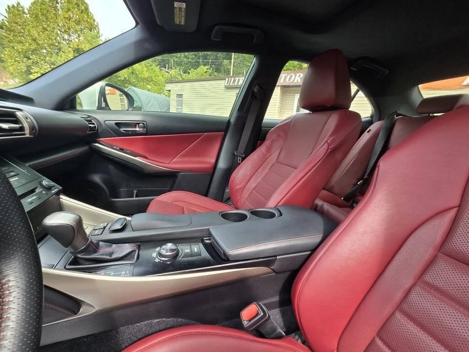 2014 Lexus IS 3rd Gen - Image 16 of 20