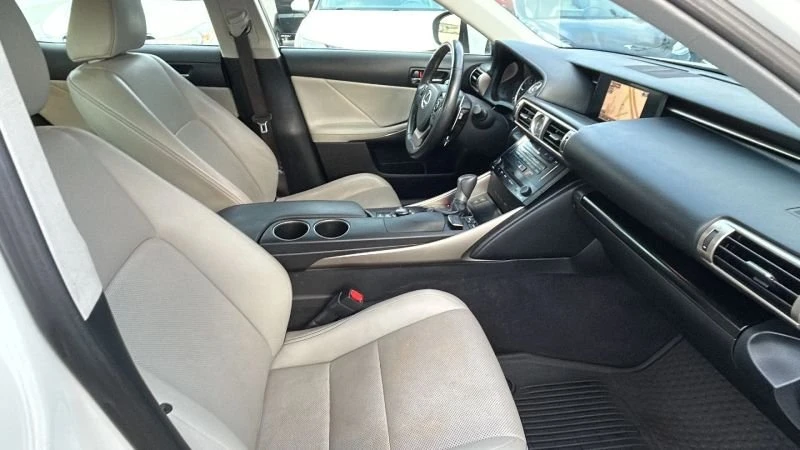 2014 Lexus IS 3rd Gen - Image 14 of 20