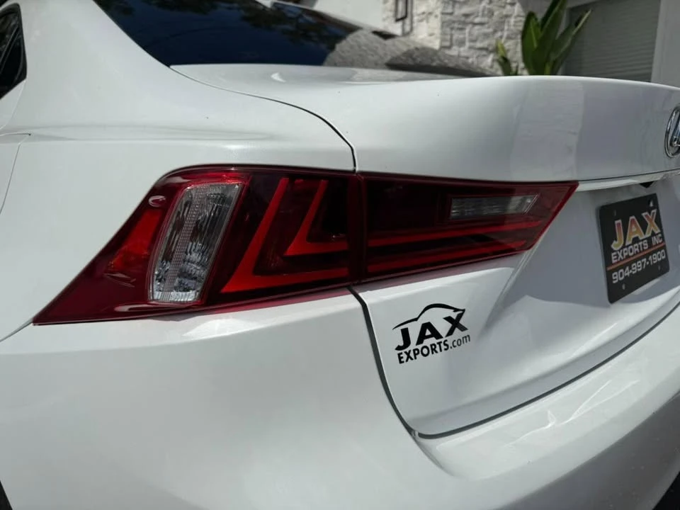 2014 Lexus IS 3rd Gen - Image 7 of 20