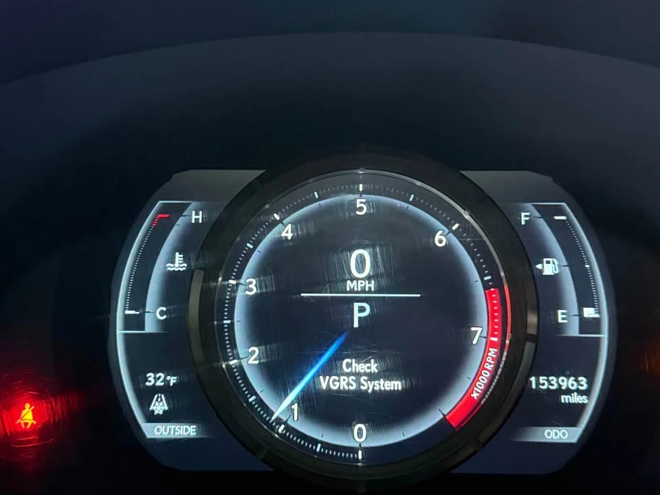 2014 Lexus IS 3rd Gen - Image 16 of 18
