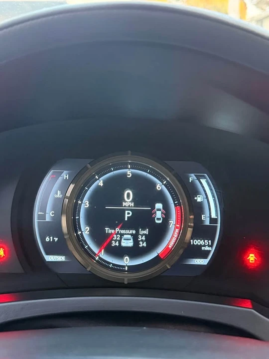 2014 Lexus IS 3rd Gen - Image 5 of 16