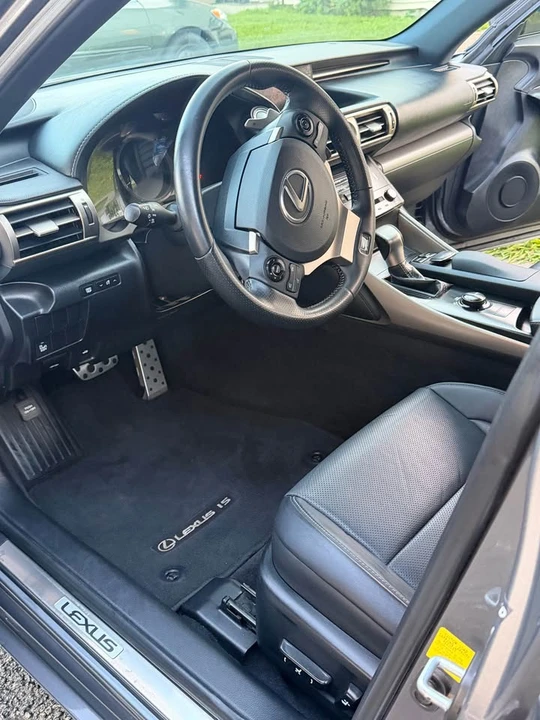 2014 Lexus IS 3rd Gen - Image 9 of 16