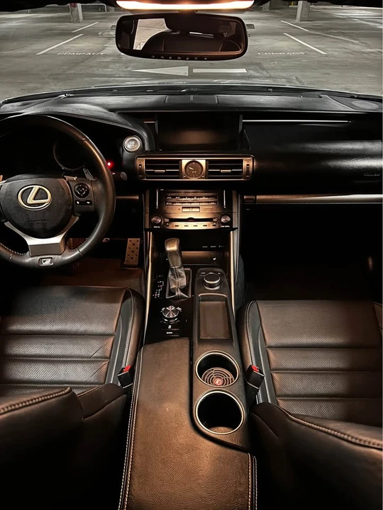 2014 Lexus IS 3rd Gen - Image 11 of 14