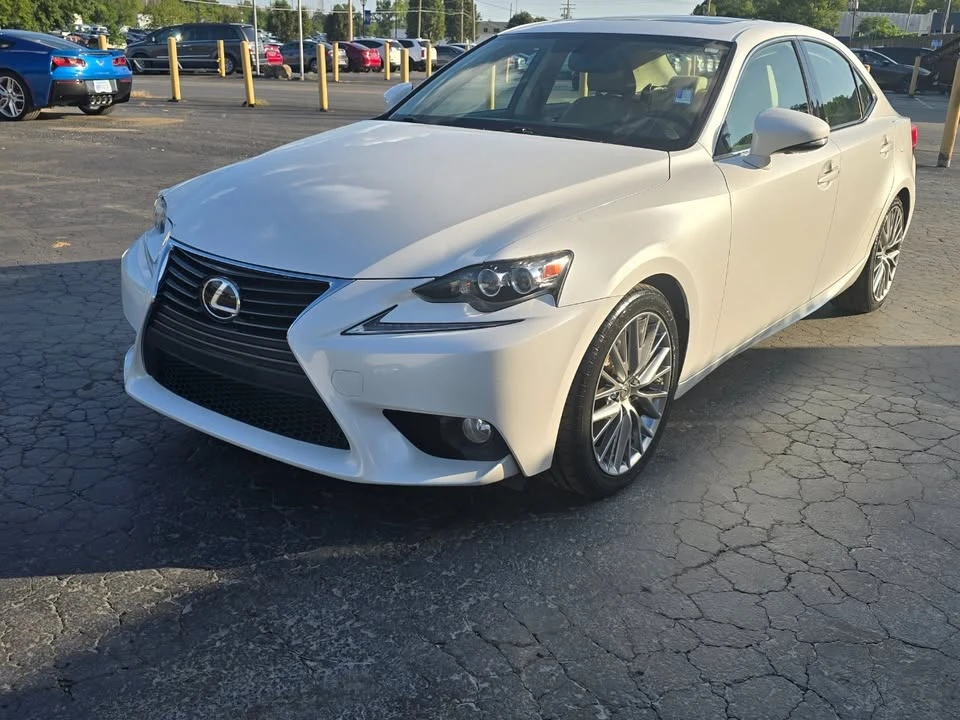 2014 Lexus IS 3rd Gen - Image 4 of 20