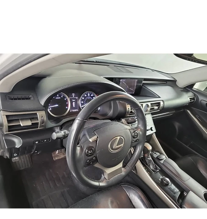 2014 Lexus IS 3rd Gen - Image 7 of 11