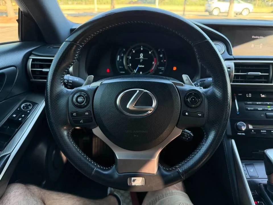 2014 Lexus IS 3rd Gen - Image 13 of 20