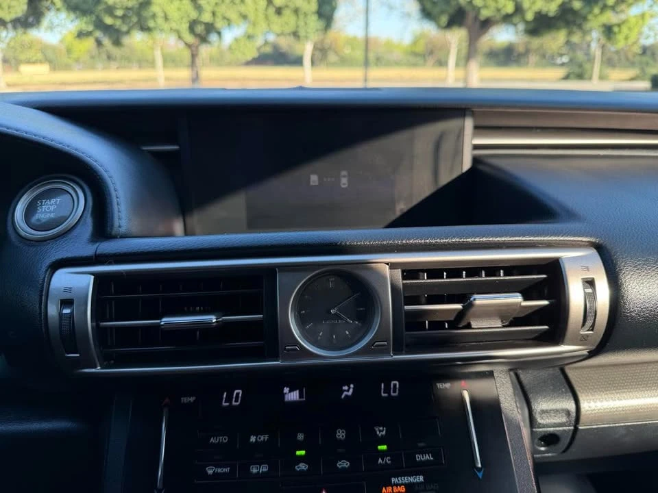2014 Lexus IS 3rd Gen - Image 14 of 20