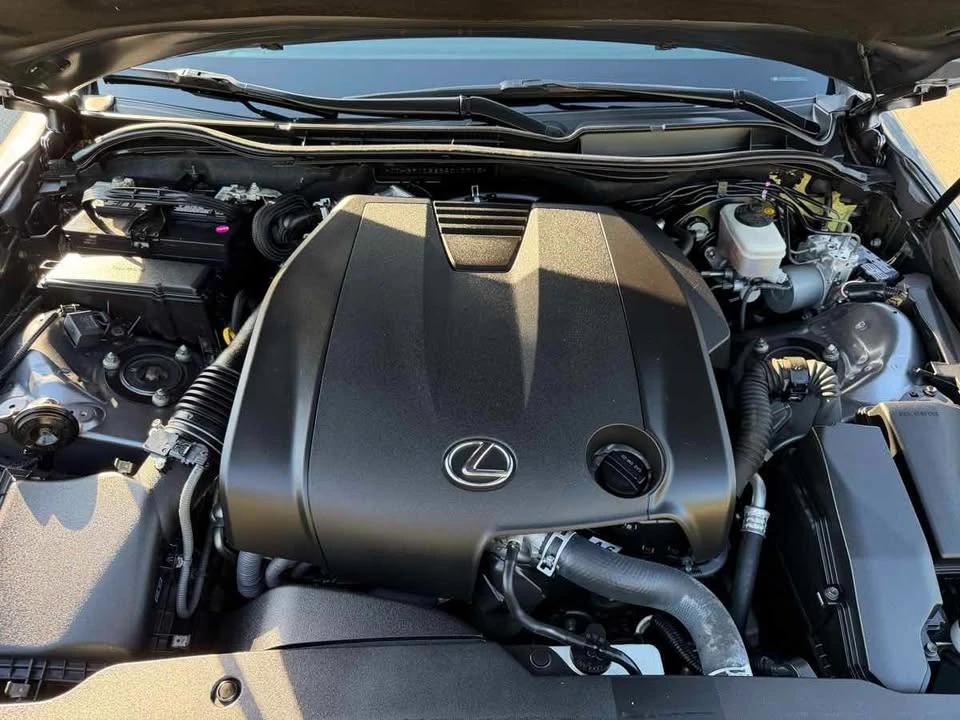 2014 Lexus IS 3rd Gen - Image 10 of 20