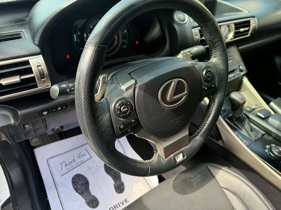 2014 Lexus IS 3rd Gen - Image 15 of 20