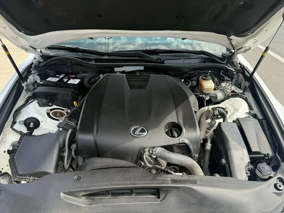 2014 Lexus IS 3rd Gen - Image 10 of 20