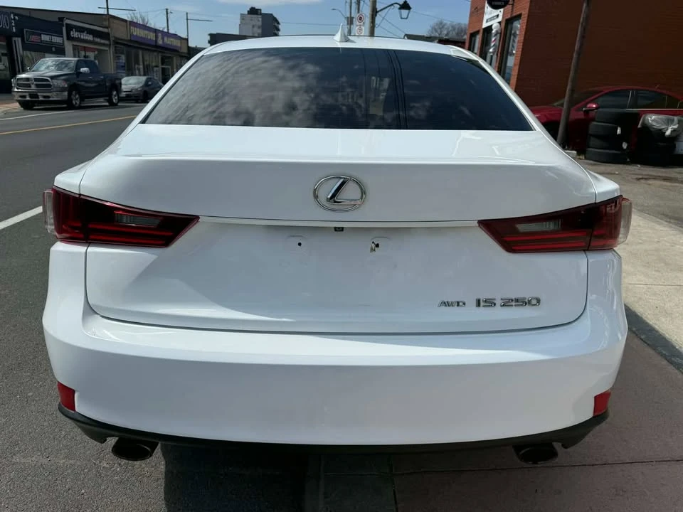 2014 Lexus IS 3rd Gen - Image 6 of 20