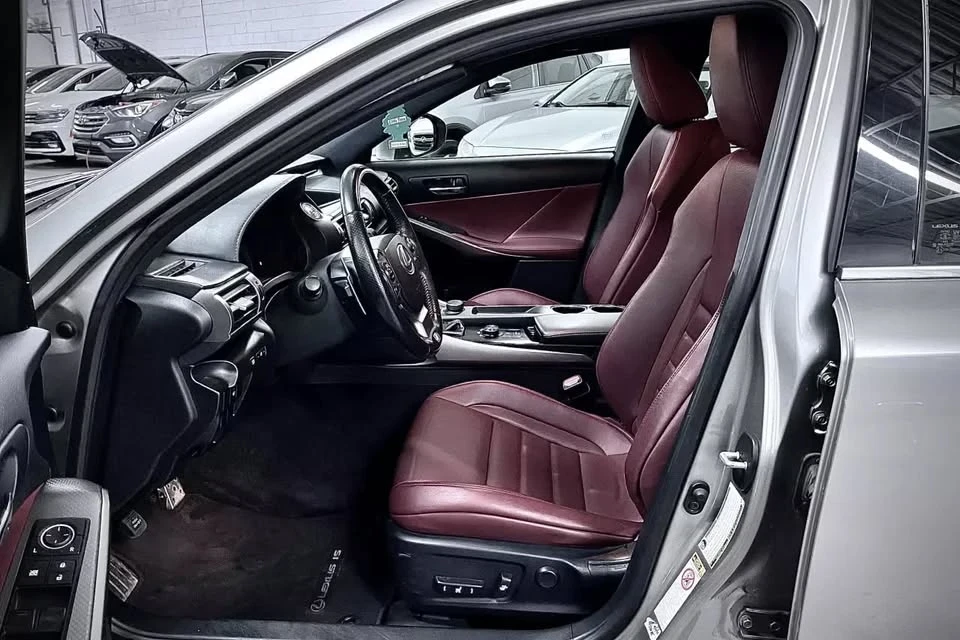 2014 Lexus IS 3rd Gen - Image 12 of 20