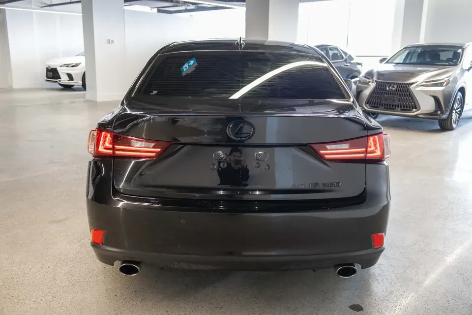 2014 Lexus IS 3rd Gen - Image 5 of 14