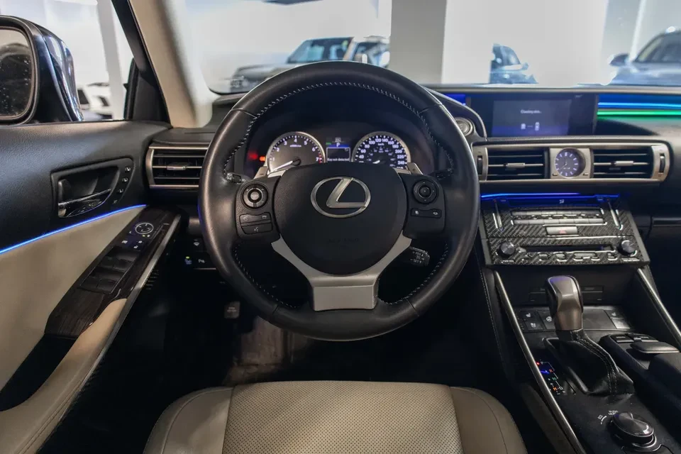 2014 Lexus IS 3rd Gen - Image 9 of 14