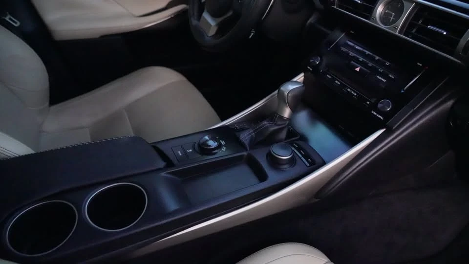 2014 Lexus IS 3rd Gen - Image 10 of 17