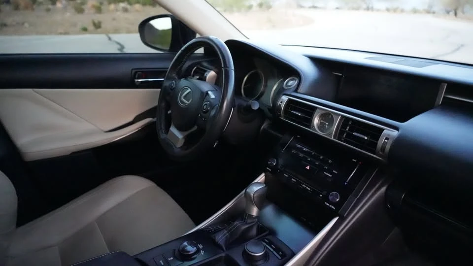 2014 Lexus IS 3rd Gen - Image 9 of 17