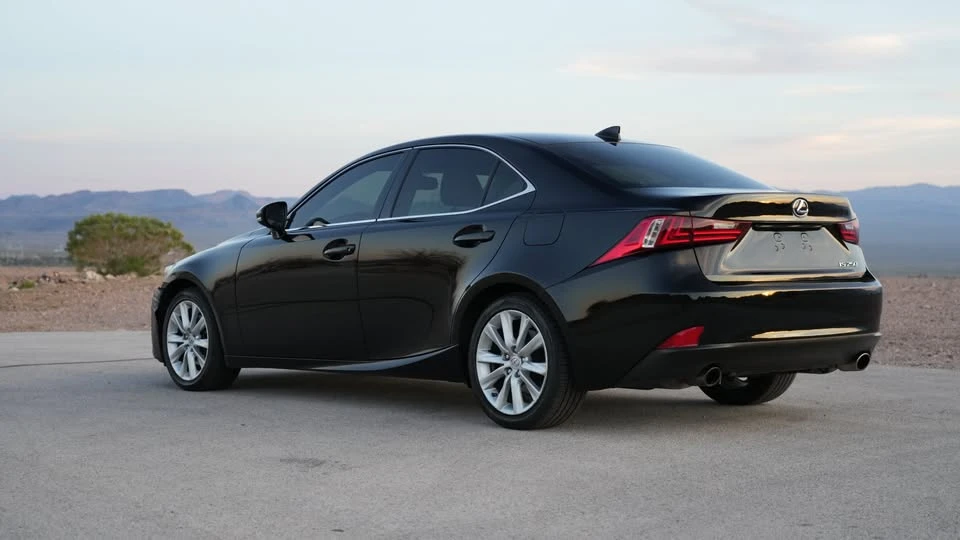 2014 Lexus IS 3rd Gen - Image 5 of 17