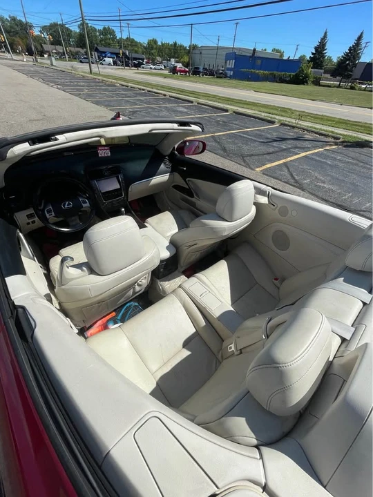 2014 Lexus IS 3rd Gen - Image 9 of 15
