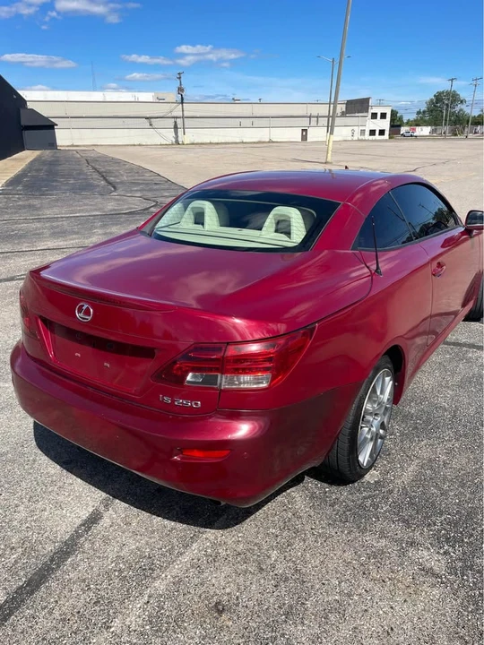 2014 Lexus IS 3rd Gen - Image 6 of 15