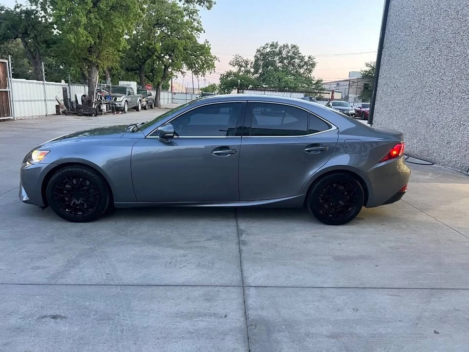 2014 Lexus IS 3rd Gen - Image 9 of 16