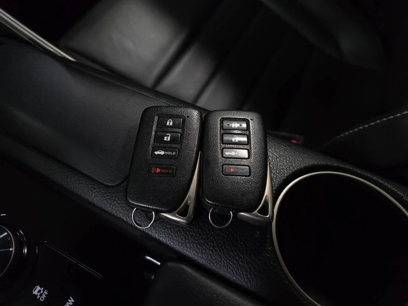 2014 Lexus IS 3rd Gen - Image 13 of 13