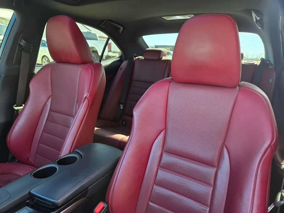 2014 Lexus IS 3rd Gen - Image 17 of 20