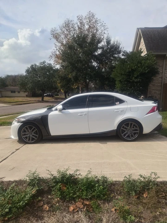 2014 Lexus IS 3rd Gen - Image 9 of 20