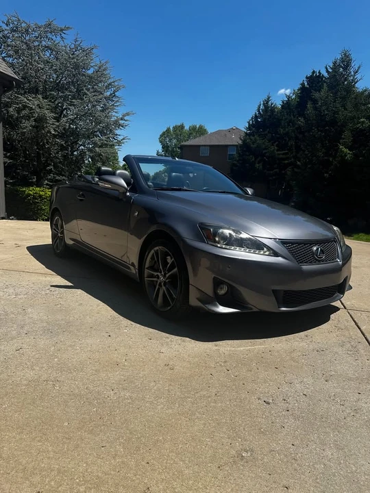 2014 Lexus IS 2nd Gen - Image 2 of 11