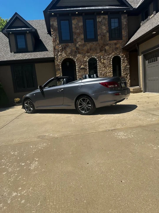2014 Lexus IS 2nd Gen - Image 4 of 11